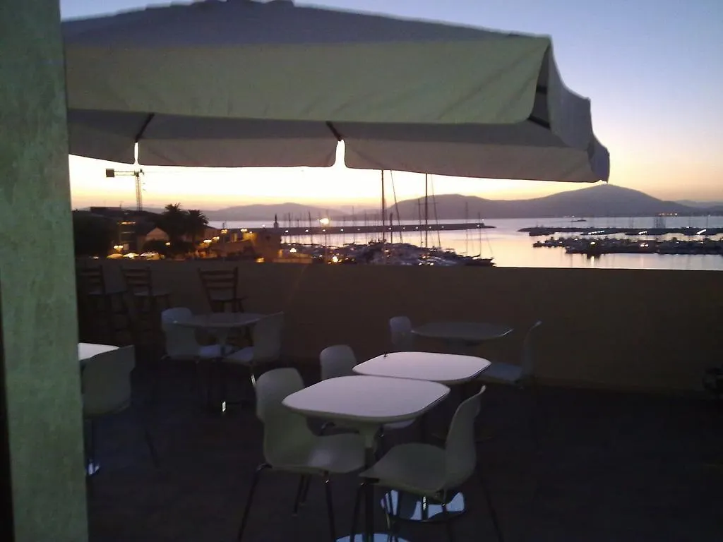 La Terrazza Sul Porto - Guest House Alghero Itálie