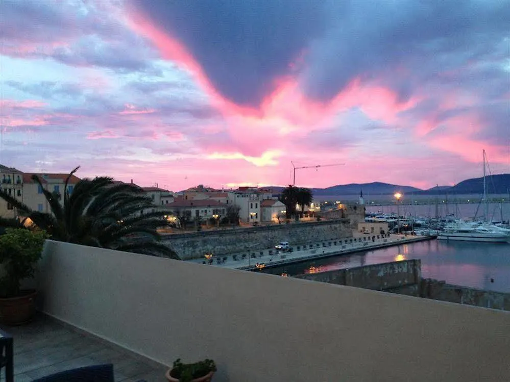 La Terrazza Sul Porto - Guest House Alghero Bed & Breakfast